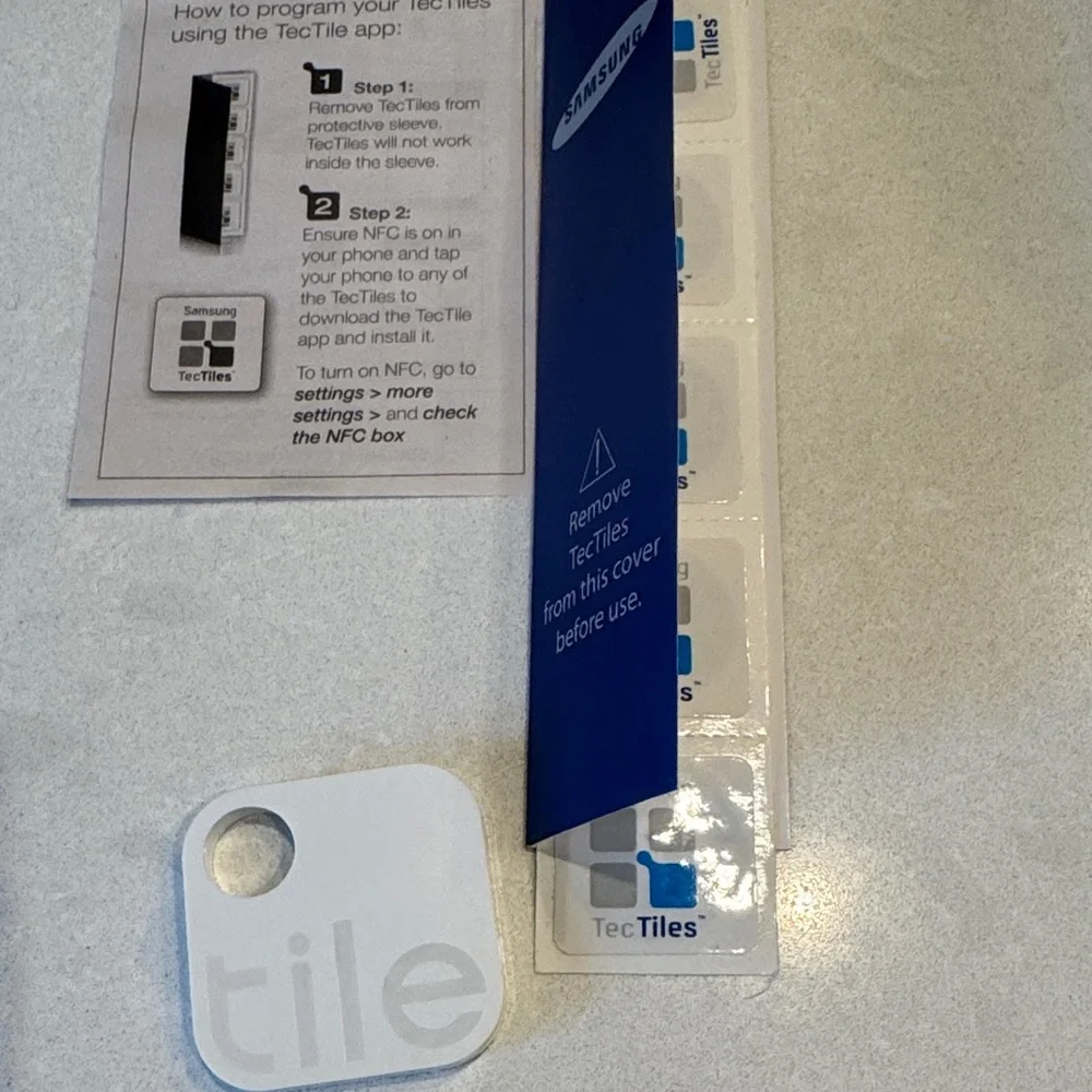 Samsung TecTiles NFC Programmable Tags — White and Blue Packaging